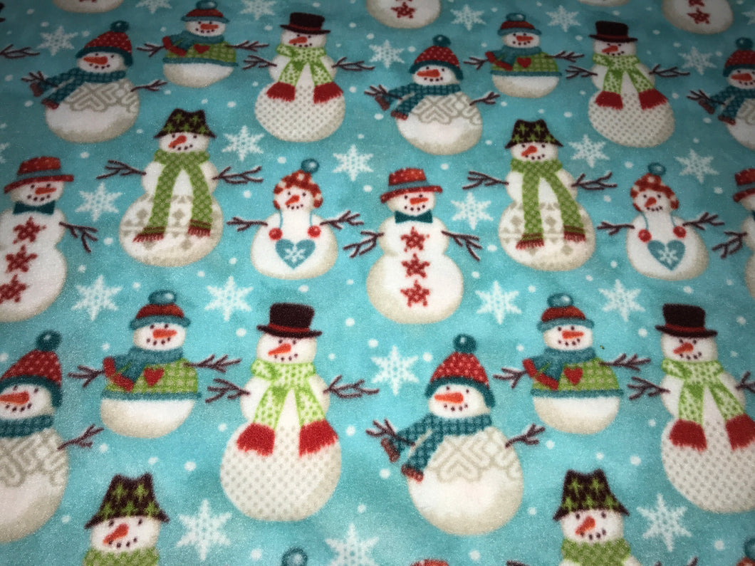 SNOWMANS ON TURQUOISE