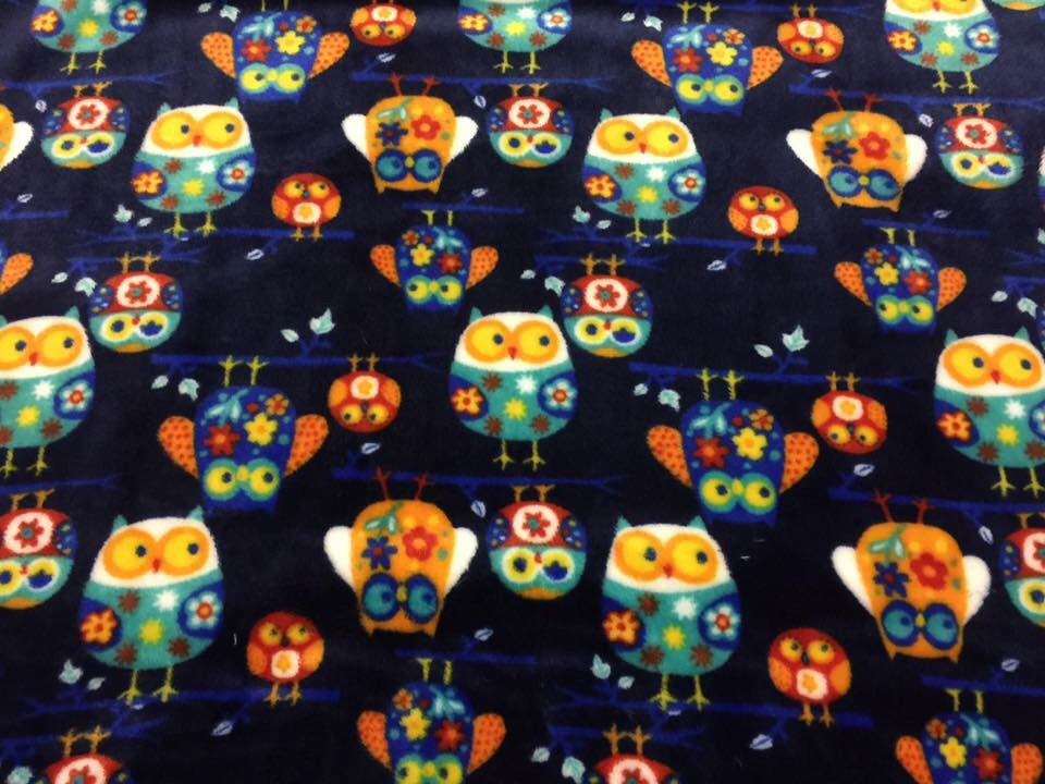 OWLS ON NAVY BLUE (MINKY PLUSH)